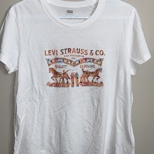 Women’s Levi’s Graphic Tee